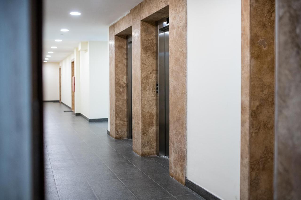 Sky Academic Apartment Варна Екстериор снимка