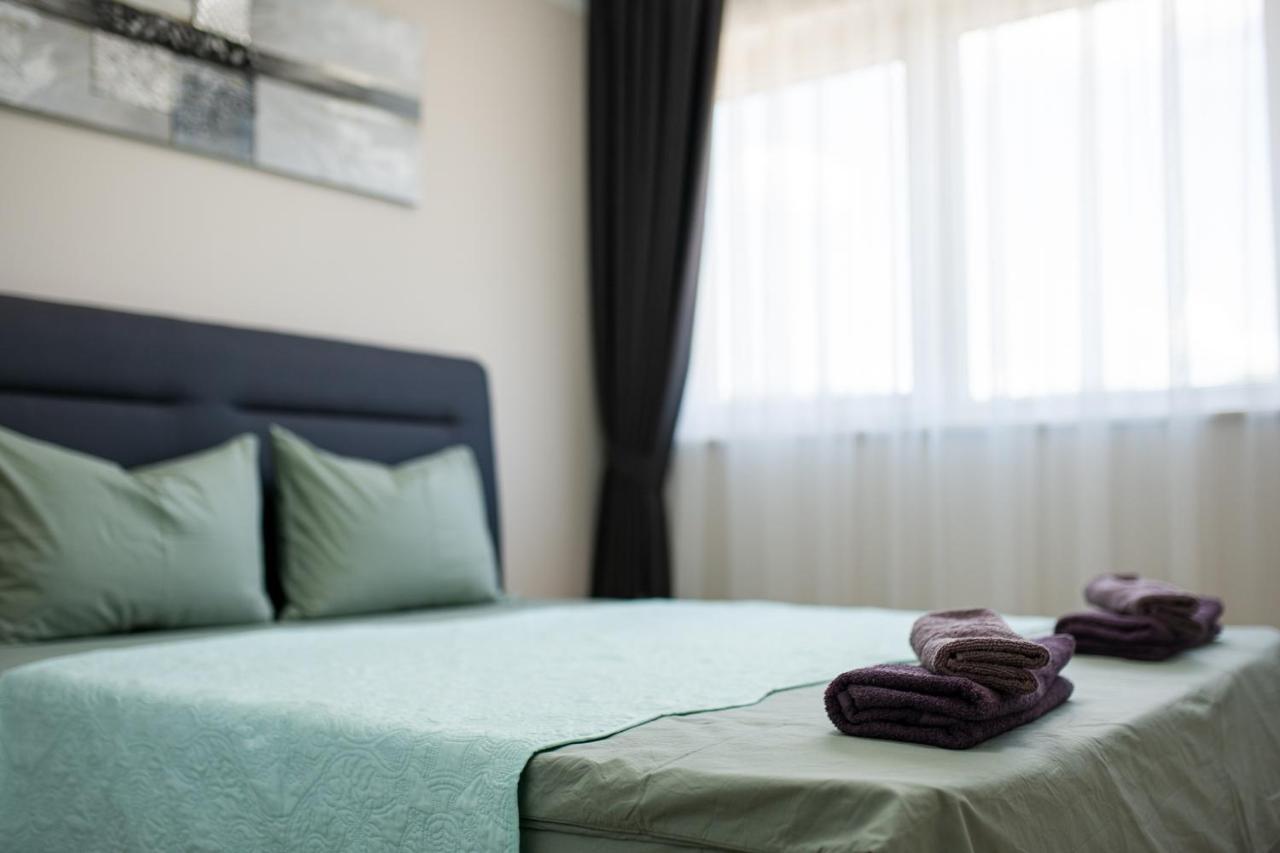 Sky Academic Apartment Варна Екстериор снимка