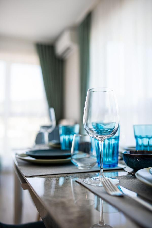 Sky Academic Apartment Варна Екстериор снимка